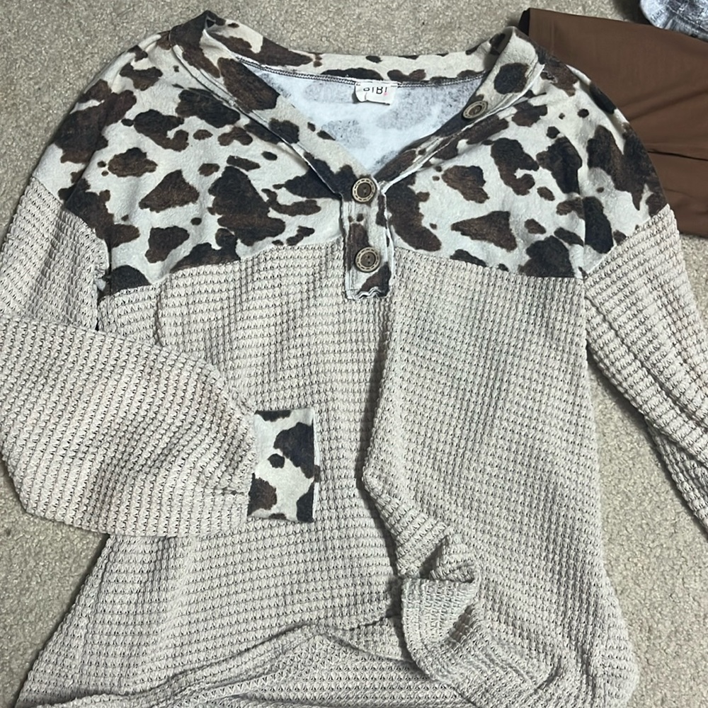 Boutique cowhide print blouse